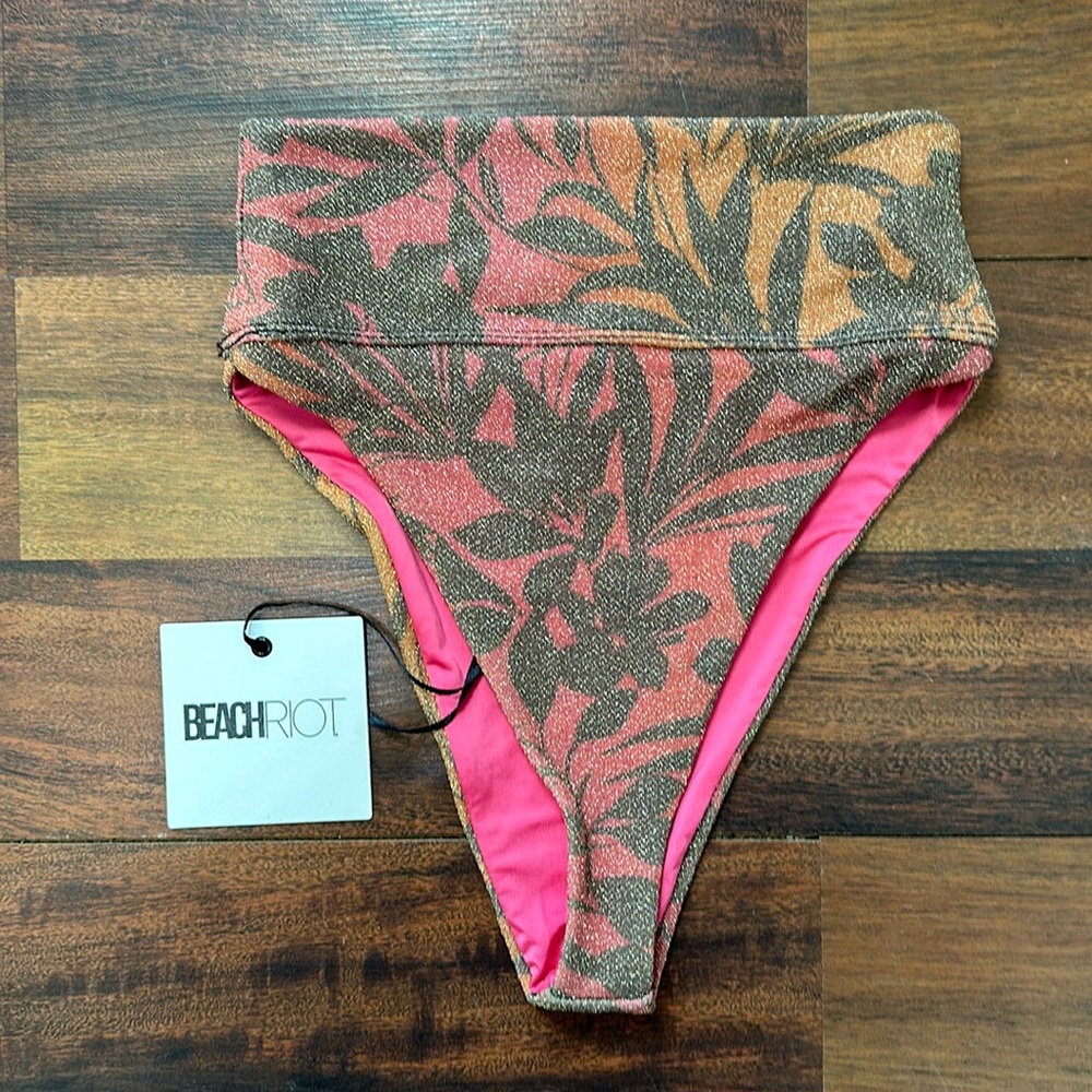 High cut beach riot bikini